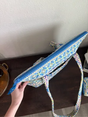 Retired Capri Blue Paisley Vera Bradley Tote & Wallet thumbnail 3