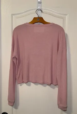 American Eagle Outfitters Pink Henley L/S Relaxed Cropped Shirt Size Medium NWOT thumbnail 2