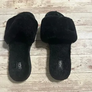 UGG Cozette Slippers Women’s Size 7 Black House Indoor Shoes thumbnail 2
