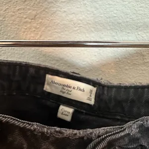 Abercrombie and Fitch The Dad High Rise Curve Love A008 thumbnail 5