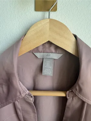 H&M Satin Button Down Blouse Womens M Dusty Rose Pink Long Sleeve Work Office thumbnail 8