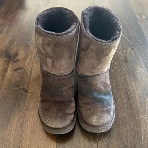 UGG Classic Short Boots W8 Brown Suede Sheepskin Lined Mid Calf Coz Warm Fall‎ thumbnail 3