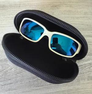 Costa Del Mar cabillito sunglasses thumbnail 1