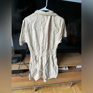 Abercrombie Tan Romper NWT thumbnail 2