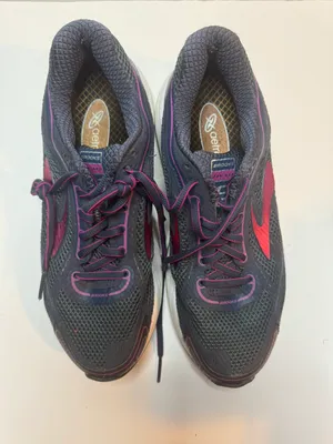 Dyad 9 Size 9.5 thumbnail 3