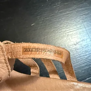 UGG Women's Brown Strappy Sandals thumbnail 6