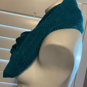 Cajon Chic Teal Knit Infinity Scarf thumbnail 4