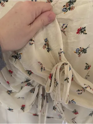Urban Outfitters Cream Floral Ruched Drawstring V-Neck Blouse thumbnail 7