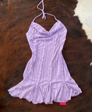 Dress thumbnail 1