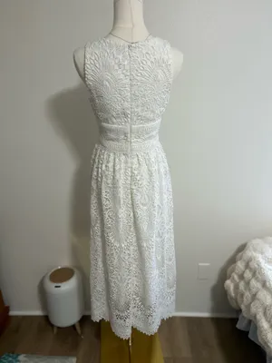 Shoshanna Lace Maxi Dress thumbnail 4