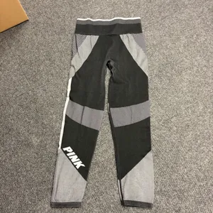 Pink Victorias Secret Cool & Comfy Leggings Black Grey Colorblock Large S1-022 thumbnail 3