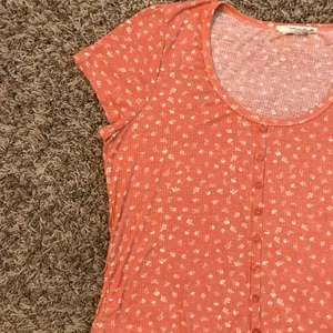 Hippie Rose peach floral crop top thumbnail 2