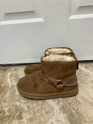 UGG Women’s Classic Mini Chains Chestnut Suede Boots thumbnail 4