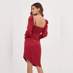ASTR THE LABEL Claudina Womens Rouched Embellished Midi Dress thumbnail 9