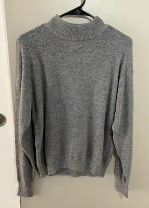 Brandy Melville Grey Sweater  thumbnail 1