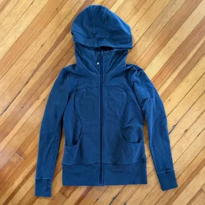 Lululemon Scuba Hoodie Light Cotton Fleece in Midnight Navy Size 10 thumbnail 3