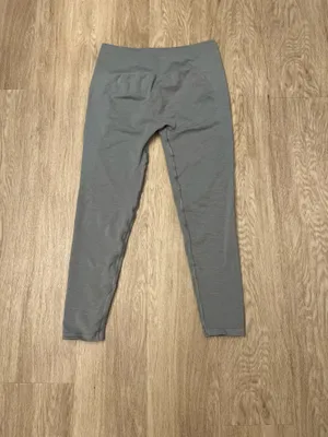 alphalete leggings  thumbnail 2
