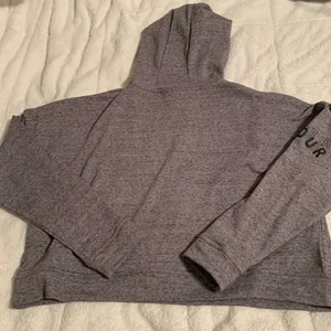 Under Armour 1/4 zip Cropped Hoodie thumbnail 2