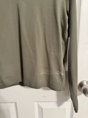 Athleta Top Women’s Long Sleeve thumbnail 2