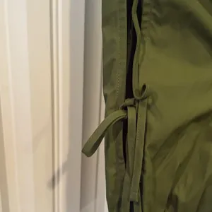 Free Assembly‎ Green Tie sleeve Top Size XS thumbnail 4