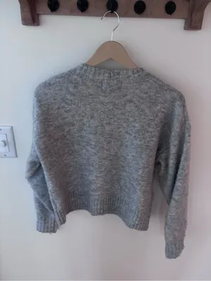 Old Navy XS Cropped Chunky Knit Cardigan Gray Button Front Sweater thumbnail 8