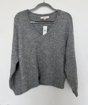 Loft sweater thumbnail 1