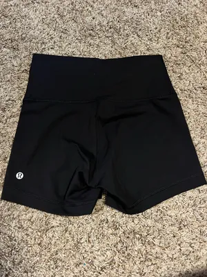 Lululemon Wunder Train High-Rise Shorts 4" Black thumbnail 2