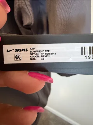 NWT Nike x Skims airy oversized boyfriend t-shirt in raven size xs thumbnail 6