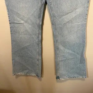 Abercrombie‎ & Fitch The Vintage Flare High Rise Jeans Light Wash Blue 28 6R thumbnail 3