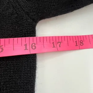 ALEXANDER MCQUEEN Cropped Embellished‎ Cashmere Sweater thumbnail 6