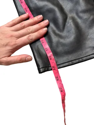 🖤NWT Abercrombie Curve‎ Love Vegan Leather Panel Ankle Straight Jeans Size 29🖤 thumbnail 8
