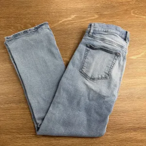 LOFT Outlet Jeans Women's 4 Light Wash High Rise Crop Kick Flare Stretch Denim thumbnail 12