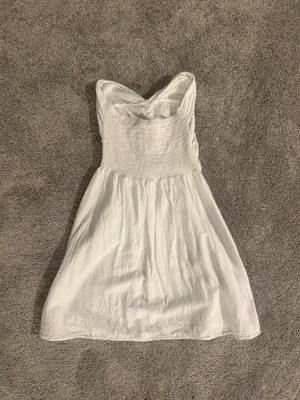 White dress thumbnail 3