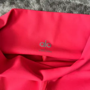 Alo High-Waist Airlift Legging thumbnail 8