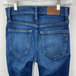 Madewell Women’s Slim Straight Jeans 25 inches thumbnail 6
