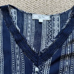 Hippie Rose Navy and White Patterned Top thumbnail 3
