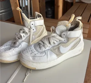 NIKE AIR FORCE 1- high premium thumbnail 1
