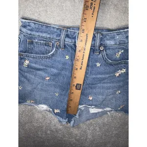 american eagle mom short‎ embroidered flower design 00 Cut Off thumbnail 8