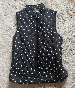 Croft & Barrow Black Quilted Vest with White Polka Dots thumbnail 1
