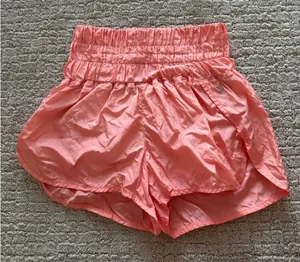 Free people shorts  thumbnail 1
