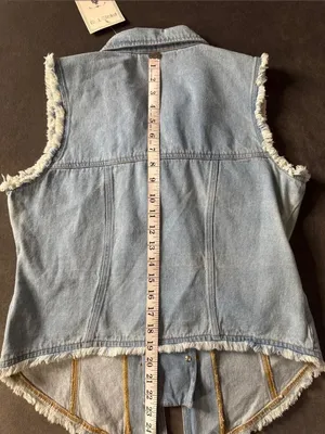 Women’s Vintage Sleeveless Light Wash Denim Vest with Frayed Edges Size M NOS thumbnail 11