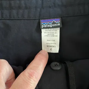 Patagonia Black Active Cargo Skort Size 4 thumbnail 3