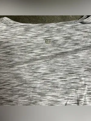 Lululemon Women’s Size M Oversized Grey Long Sleeve Shirt thumbnail 4