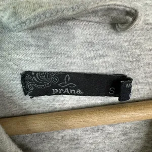 Prana Womens size Small Permafrost Half Zip Teddy Fleece Hoodie w23180516 Gray thumbnail 7