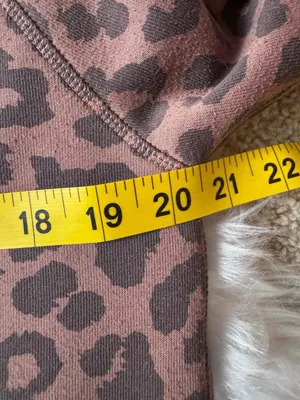 Grayson Threads Size XS Women's Leopard Print Two-Piece Loungewear Set thumbnail 7
