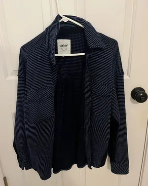 aerie blue button down shirt  thumbnail 1