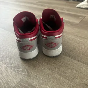 Air Jordan Nike 1 thumbnail 3