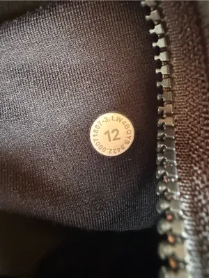Lululemon Define Hooded Jacket thumbnail 3