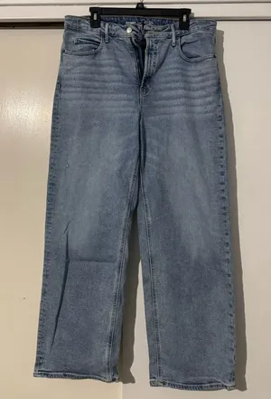 Old Navy Extra High-Waisted Sky-Hi Wide-Leg Jeans thumbnail 1