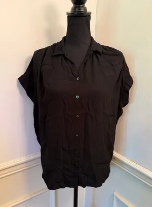 Madewell Central Drapey Shirt in True Black #F9367 Short Sleeve Button Blouse thumbnail 1